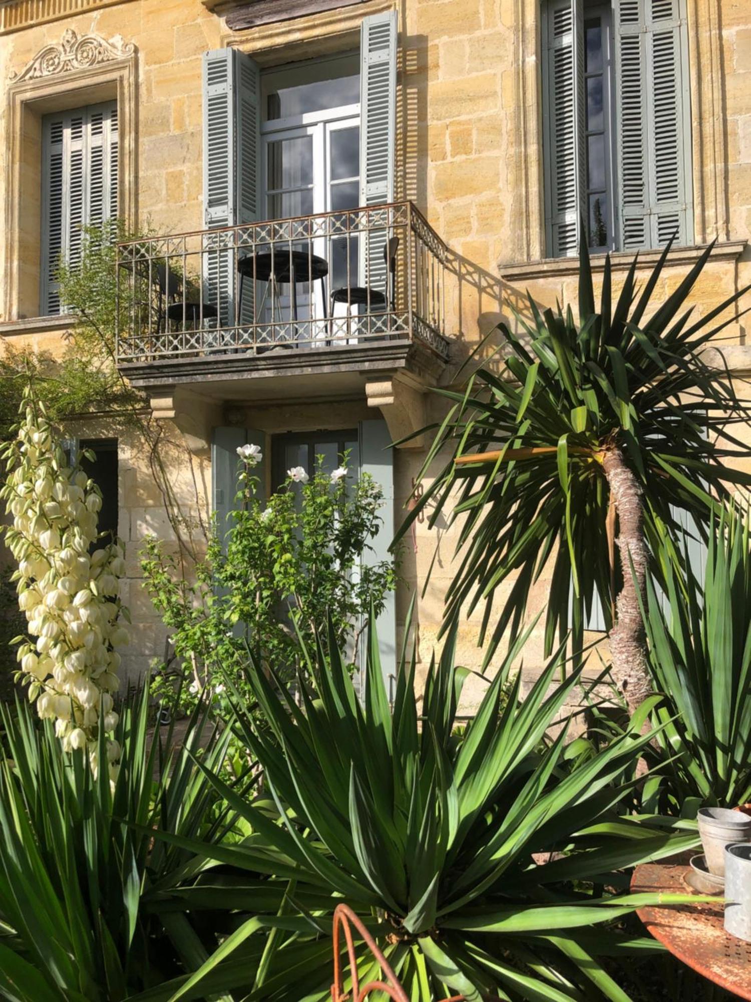 Songes Au Lit Du Fleuve Bed & Breakfast Cambes  Eksteriør bilde